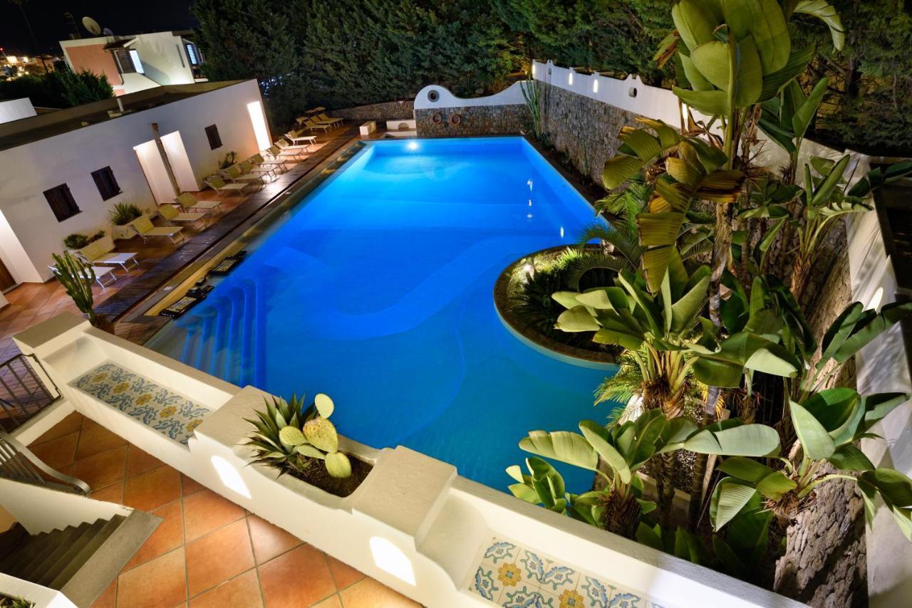 ליפארי Pietra Pomice Hotel מראה חיצוני תמונה