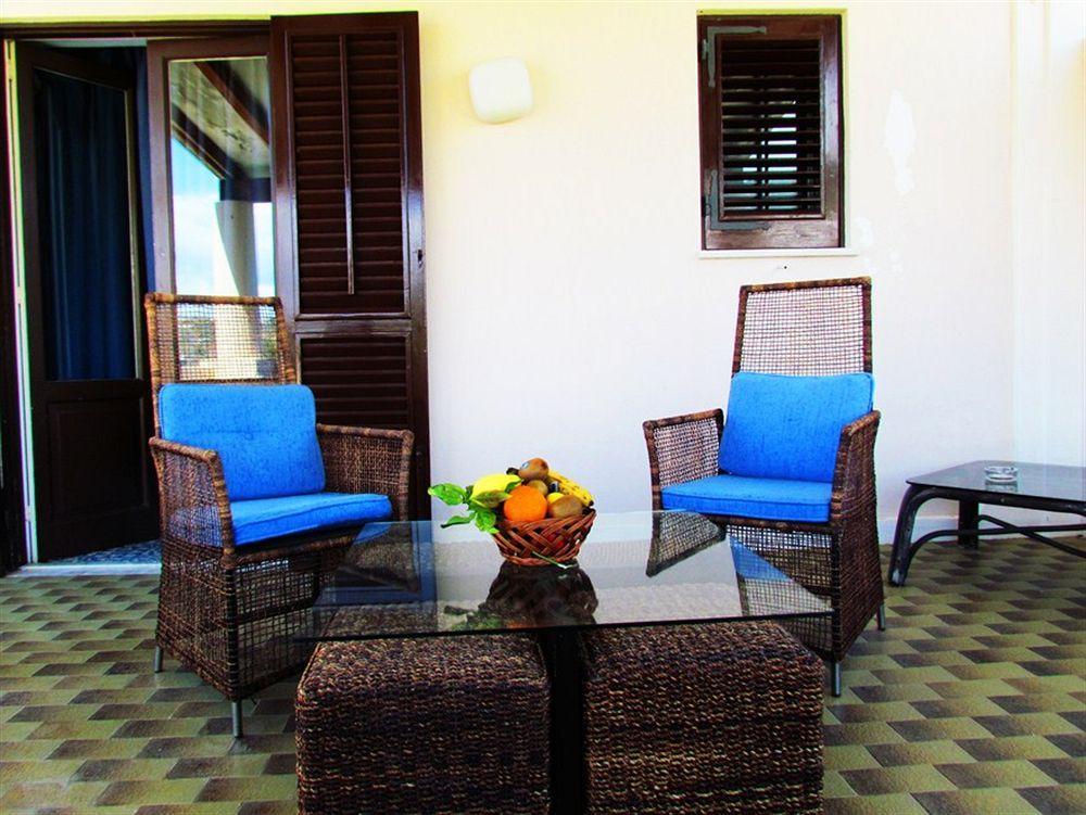 ליפארי Pietra Pomice Hotel מראה חיצוני תמונה