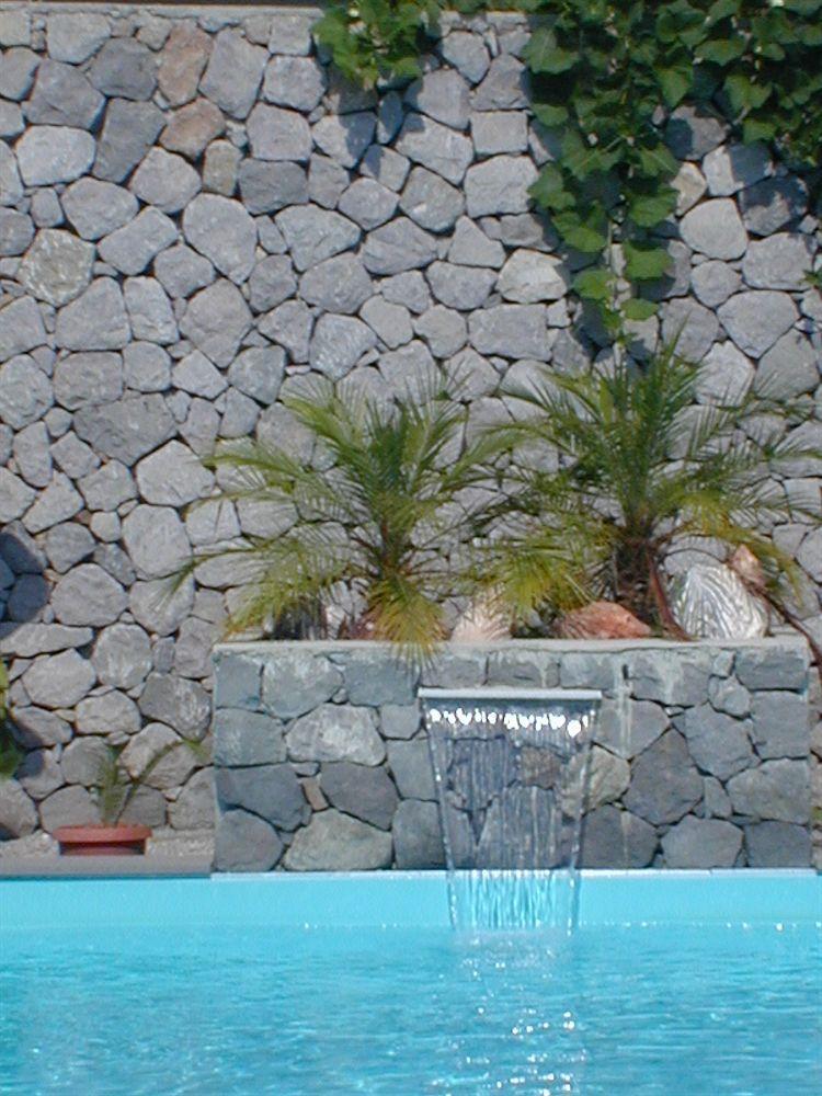 ליפארי Pietra Pomice Hotel מראה חיצוני תמונה