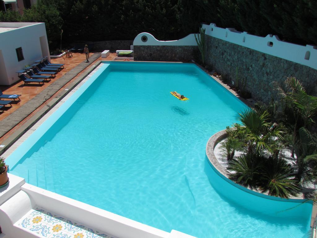 ליפארי Pietra Pomice Hotel מראה חיצוני תמונה