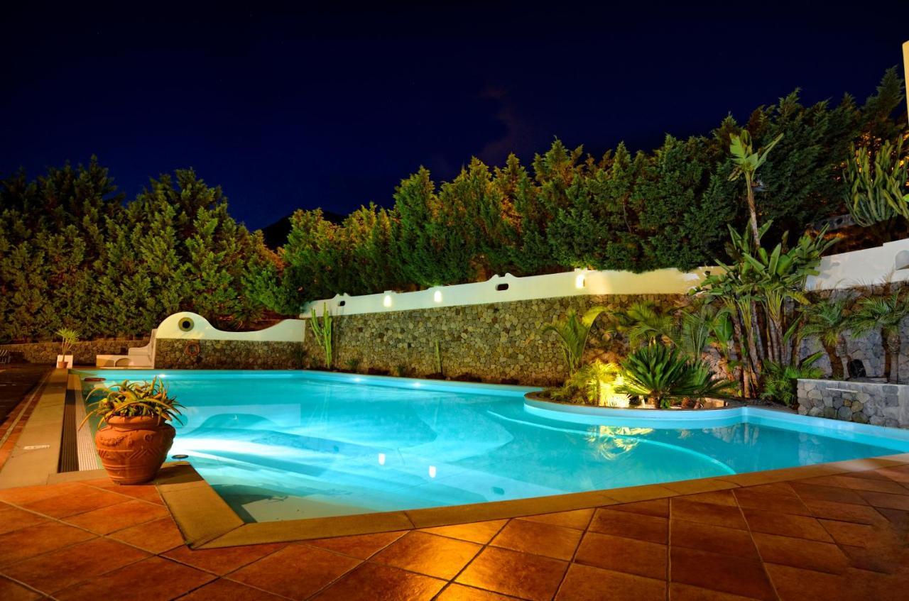 ליפארי Pietra Pomice Hotel מראה חיצוני תמונה