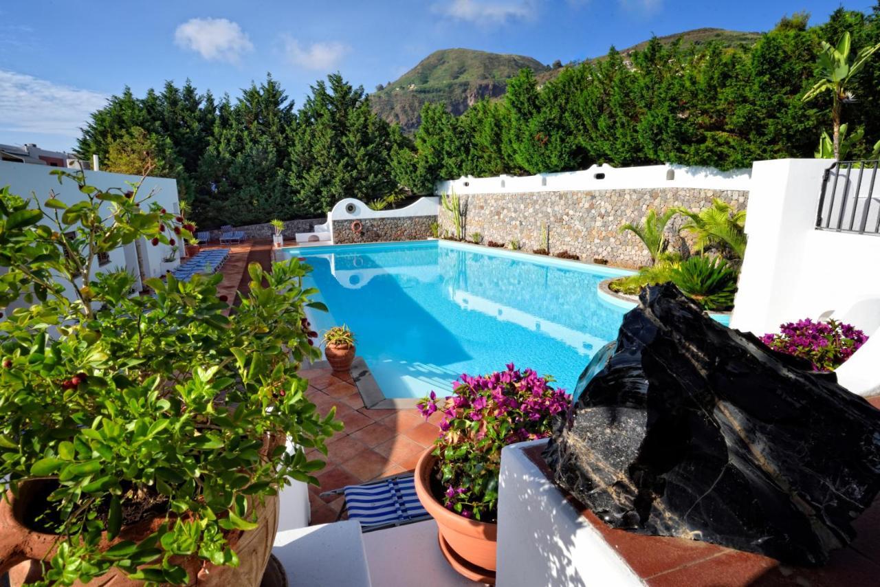 ליפארי Pietra Pomice Hotel מראה חיצוני תמונה